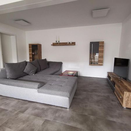 Moderne Wohnung Mit Terrasse Und Eigenem Zugang. Remscheid Esterno foto
