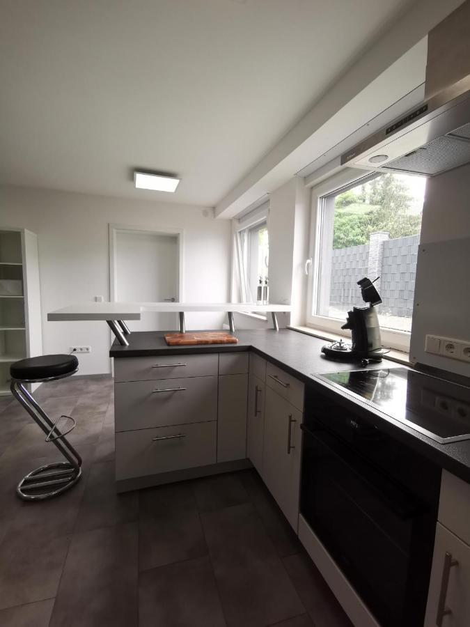 Moderne Wohnung Mit Terrasse Und Eigenem Zugang. Remscheid Esterno foto
